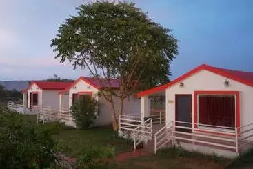 ペンション Wow Relish