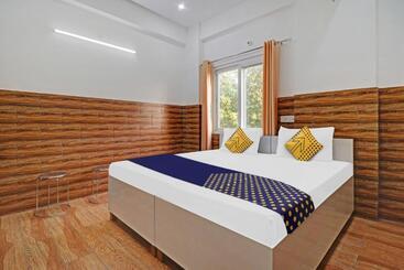 فندق Anil Guest House