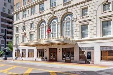 هاستل Bposhtels Tampa