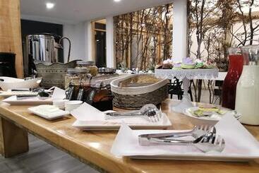 בית מלון כפרי Costanera