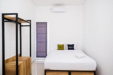 هتل Urbanview Griya Kusumo Seturan Yogyakarta