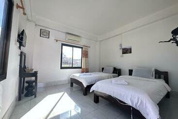 Hotel Vangvieng Santara