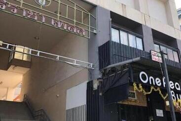 Pensió Mike S Condo