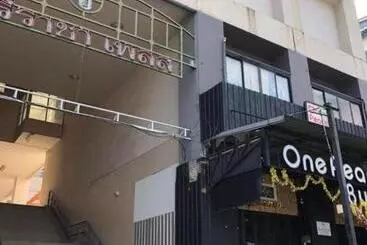 پانسیون Mike S Condo