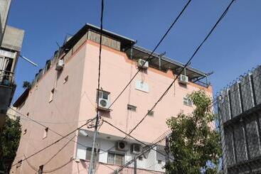 Pensão Ycc Guesthouse