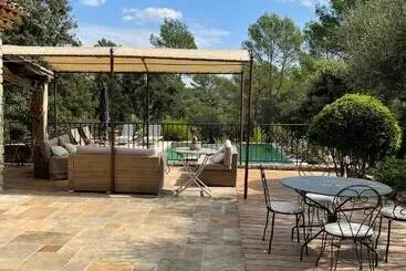 Bed and Breakfast Le Mas De La Rose