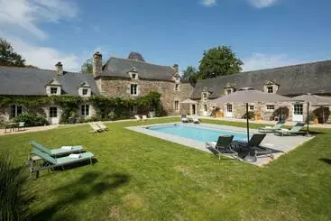 Bed and Breakfast Manoir Du Vau D Arz Gîtes Et Chambres D Hôtes Avec Piscine