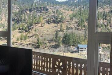 Palchan Hotel & Spa A Member Of Radisson Individuals Retreats