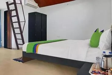 Hotel Treebo Blooms & Berries Agro Tourism