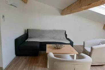 Majatalo Port Miou  Coliving  Mas Des Sous Bois