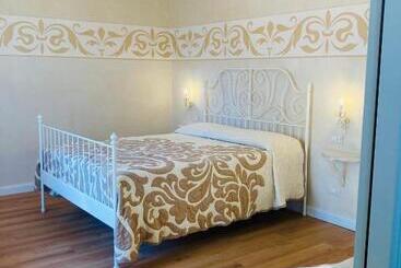 مبيت وإفطار Manzoni37