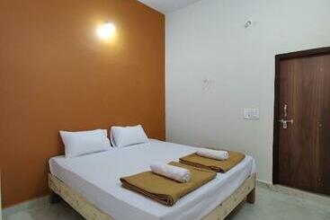 بنسيون Meti S Homestay & Cafe