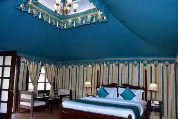 Hotel Ananda Resort