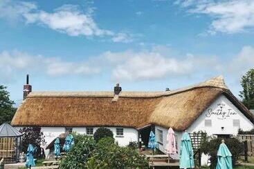 ホテル The Old Smithy Inn