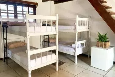 Rudá Hostel