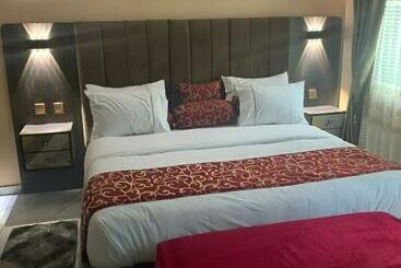 Snow Cubes Apartments