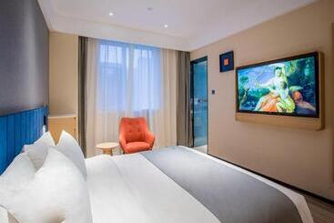 Lanou Hotel Taiyuan University Of Finance And Economics North America N1