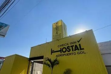 ペンション Check Inn Hostal Aeropuerto Gdl
