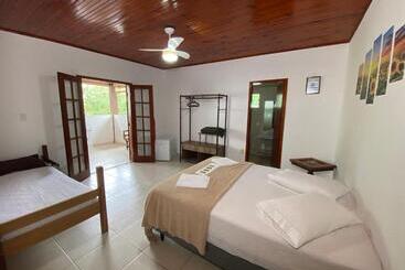 Pensão Greenhouse Hospedagem