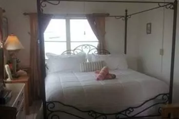 تختخواب و صبحانه Hillcrest Guest House