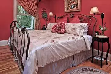 The Gibson Mansion Bed And Breakfast