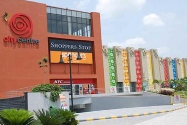 ホテル The Cindrella