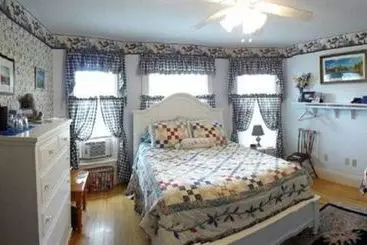 The Young House Bed And Breakfast