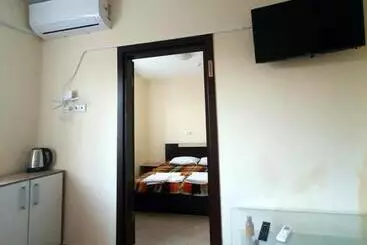 ユースホステル Viriks