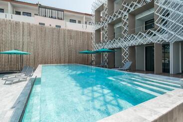 호텔 Yanud Residence