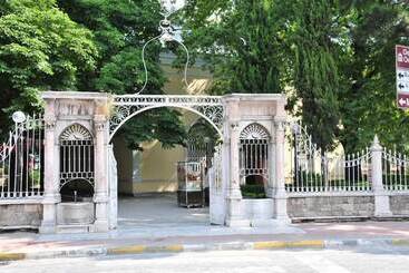 Bursa Grand Fami̇ly Hotel & Spa