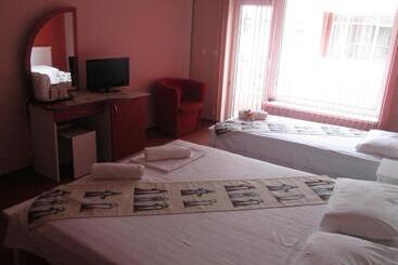 Пансион Guest House Orchidea