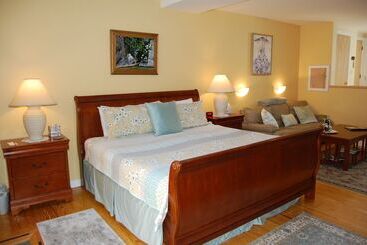 ベッドアンドブレックファースト Shaker Mill Inn