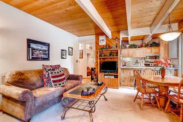 Hotel Motherlode Condominiums