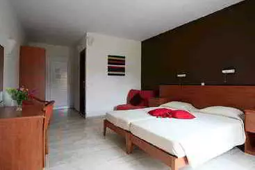 酒店 Paleros Garden Village Resort