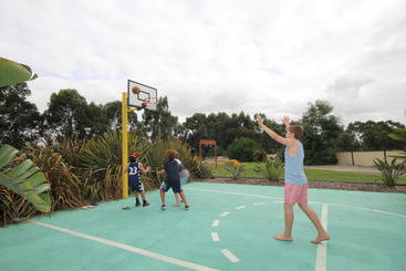 Отель Big4 Traralgon Park Lane Holiday Park