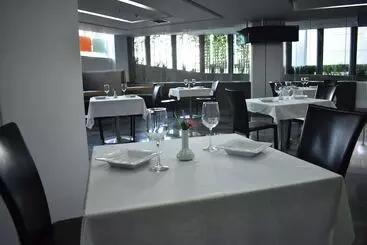 ホテル Ramada By Wyndham Mexico City Santa Fe