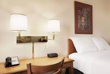 酒店 Travelodge By Wyndham Vaughn