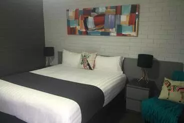 Motel Blue Violet Motor Inn