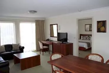 Charlotte Apartments