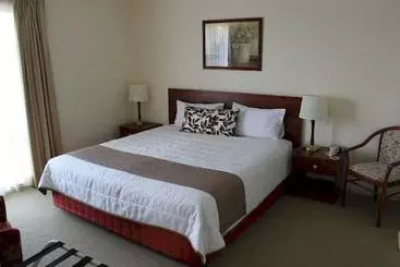 Charlotte Apartments