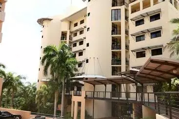 Darwin Deluxe Apartments