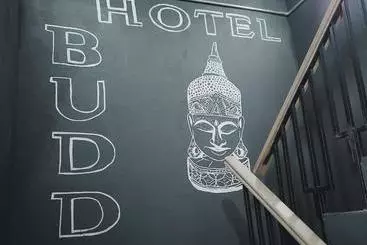 هتل Budd
