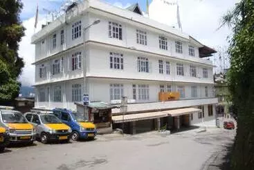 Otel Jewel Of The East