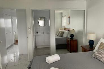 公寓 Salerno On The Beach