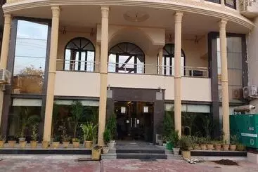 בית מלון כפרי Optimum Tara Palace