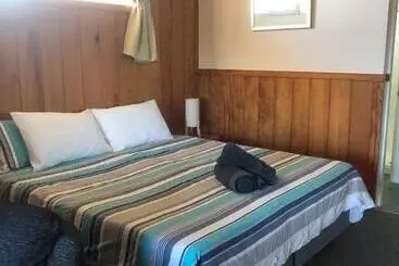 هتل Seaview Norfolk Island