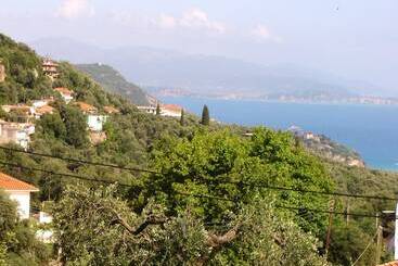 호텔 Vassilis Guest House