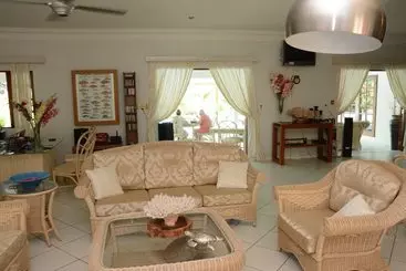 پانسیون Villa De Cerf Seychelles