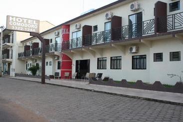 فندق Comodoro