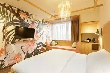 Отель Tropical Islands